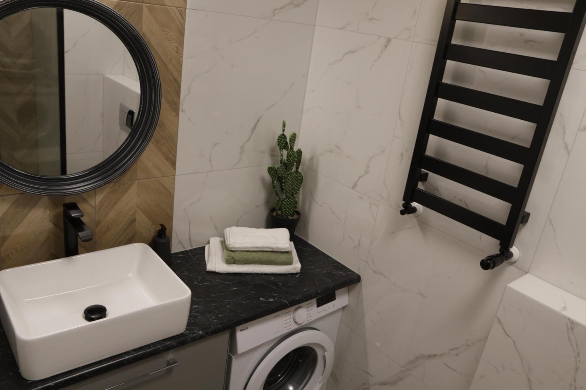 Capital Towers Prime Apartment Rzeszow Luaran gambar